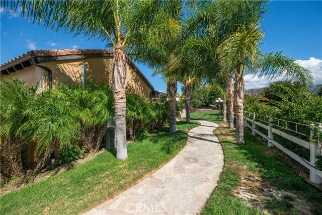 Building Photo - 27048 Triumph Ave