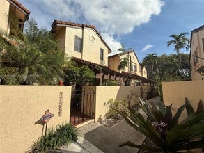 Building Photo - 11354 SW 132nd Ct