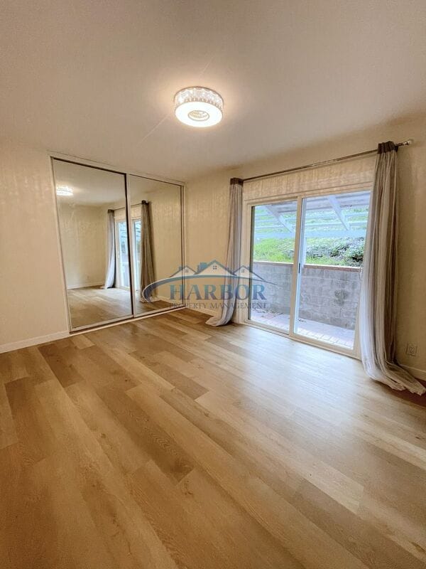 Building Photo - 23 Rockinghorse Rd