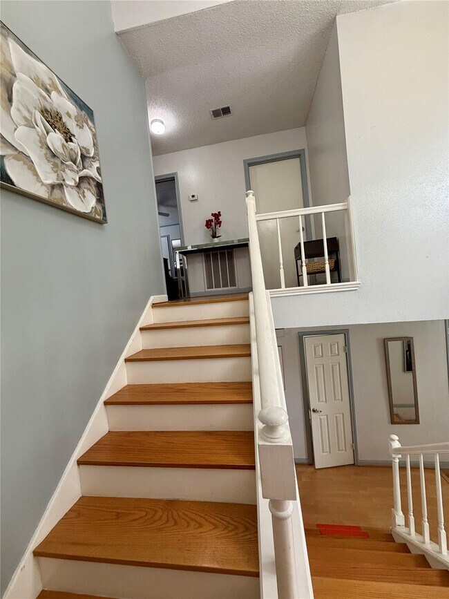 Building Photo - Chasehill Drive, Missouri City, TX 77489 - 4 BR 2.5 BA single-family home