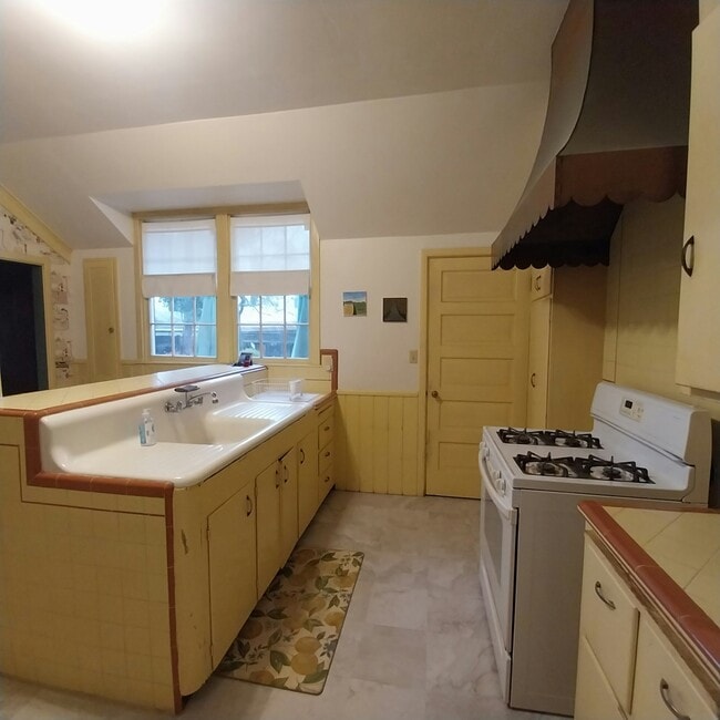 Building Photo - 3226 Pilgrim Ct