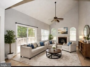 Building Photo - 38 Charleston Ct