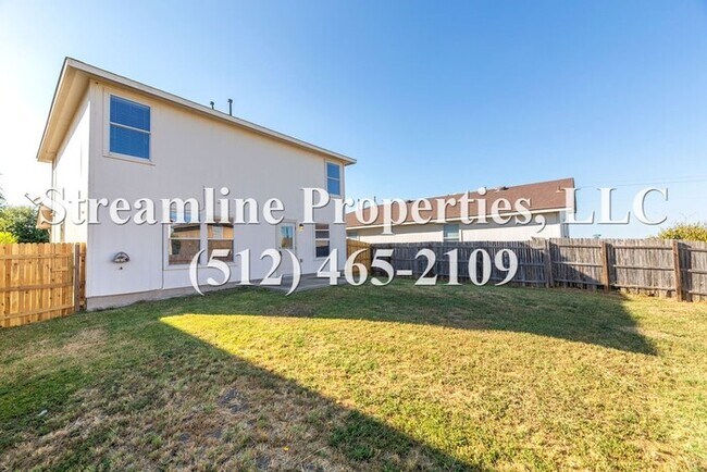 Building Photo - Beautiful 4 bedroom home in Del Valle!