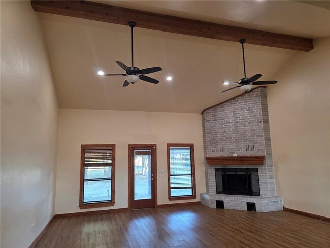 Building Photo - 9506 Schmidt Ln