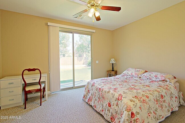 Building Photo - 18560 E Strawberry Dr