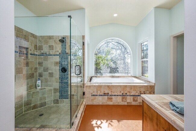 Building Photo - Luxury Hilltop Rental Retreat Overlooking the Cosumnes River Canyon