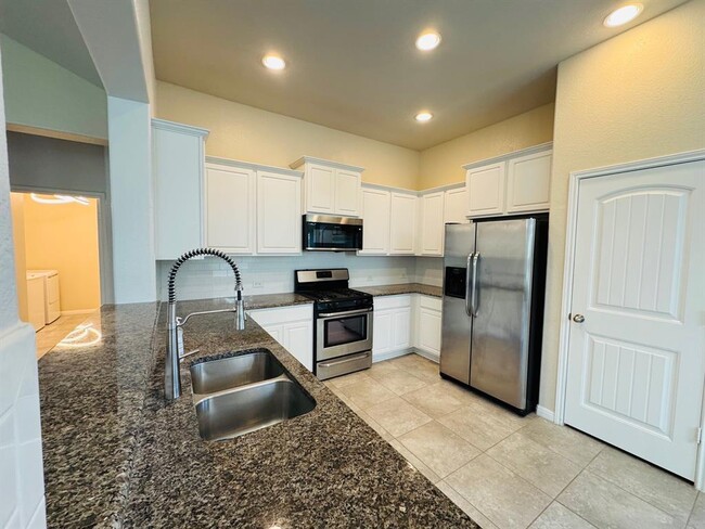 Building Photo - 18409 Applio Claudio Dr
