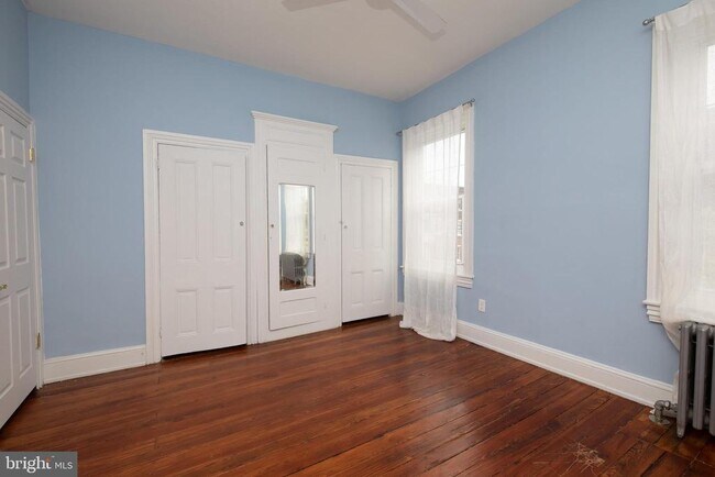 Building Photo - 2805 Poplar St