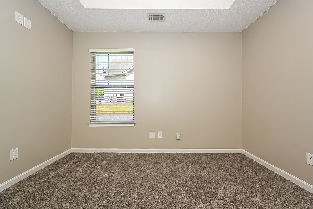 Building Photo - 10953 Tara Village Way