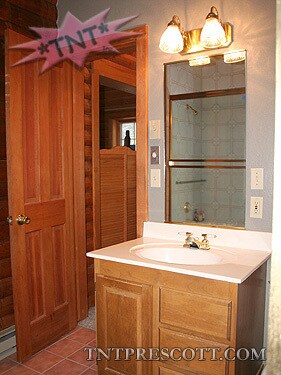 Building Photo - Cabin in Prescott