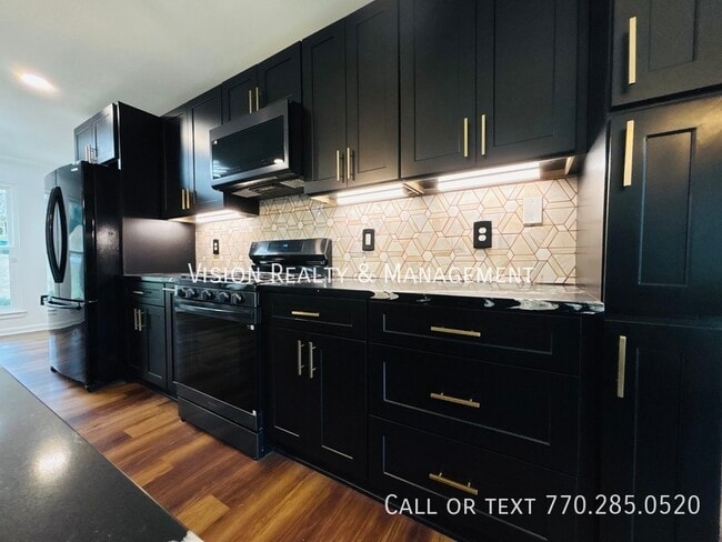 Building Photo - 2821 Briarvale Ct SE