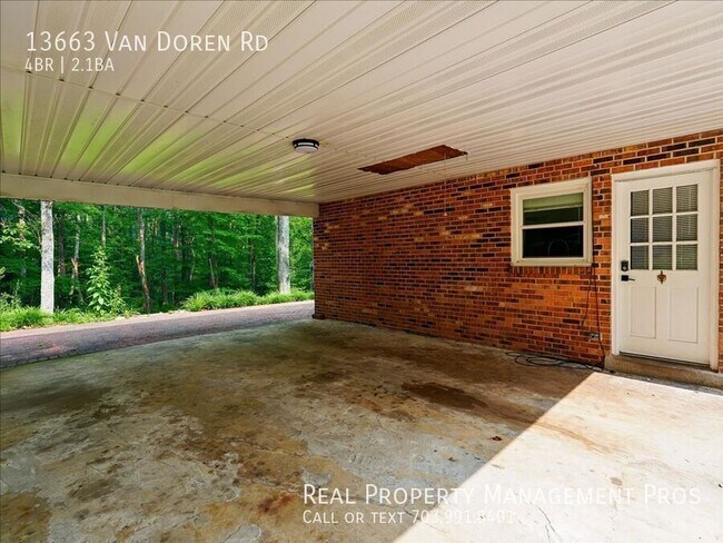 Building Photo - 13663 Van Doren Rd