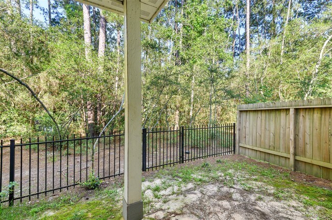 Building Photo - 124 Artesian Way