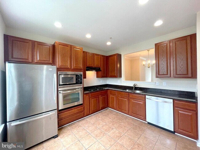 Building Photo - 113 Polo Way