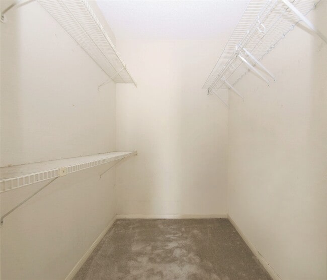 Building Photo - 5711 Sugar Hill Dr