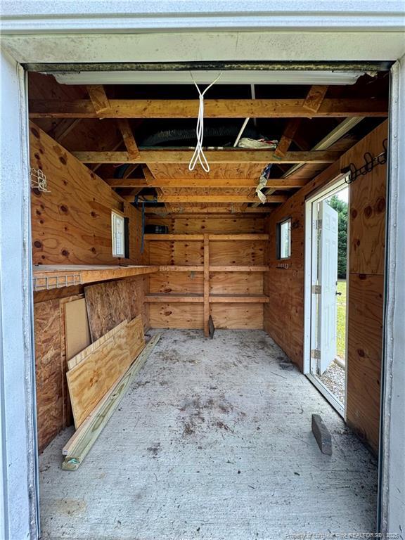 Building Photo - 230 Hunters Creek Dr