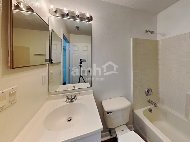 Building Photo - 4416 Brookdale Court