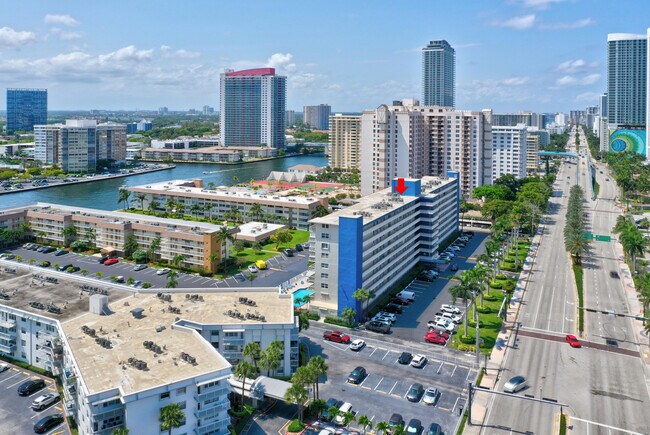 Building Photo - 1893 S Ocean Dr