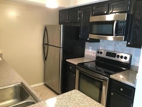 Building Photo - 4100 Dancing Cloud Ct