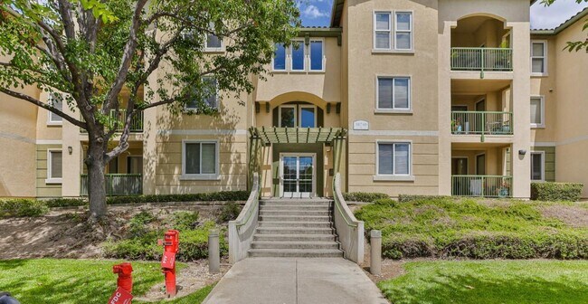 Building Photo - 38740 Tyson Ln