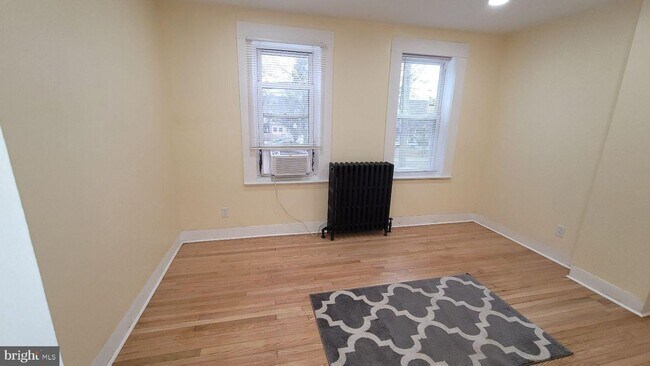 Building Photo - 838 Fairmount Ave