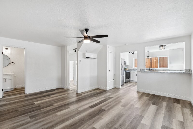 Building Photo - 1709 Noia Ave