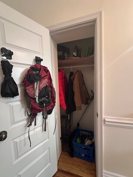 Building Photo - 2329 W Grace St