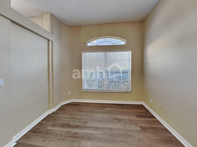 Building Photo - 6200 Erik Ct