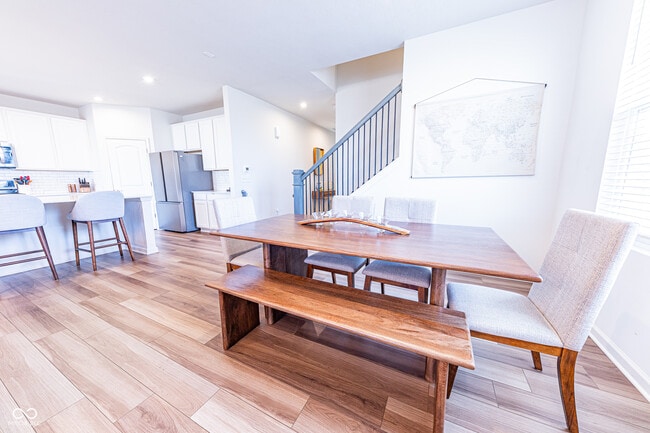 Building Photo - 6786 Sable Point Dr