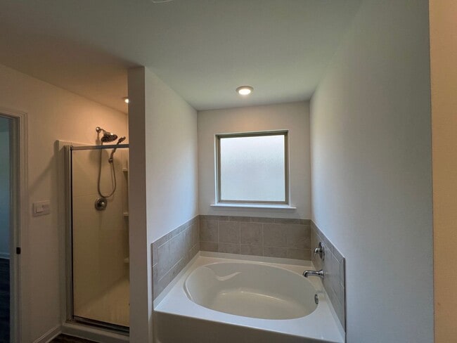 Building Photo - 7759 Joe Lynn Trails
