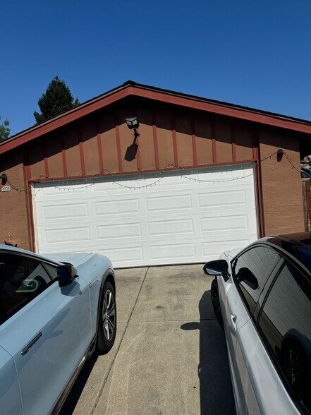 Building Photo - 3101 Wolsey Pl