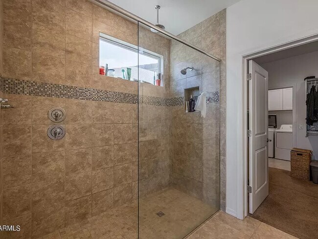 Building Photo - 10218 E Wavelength Ave