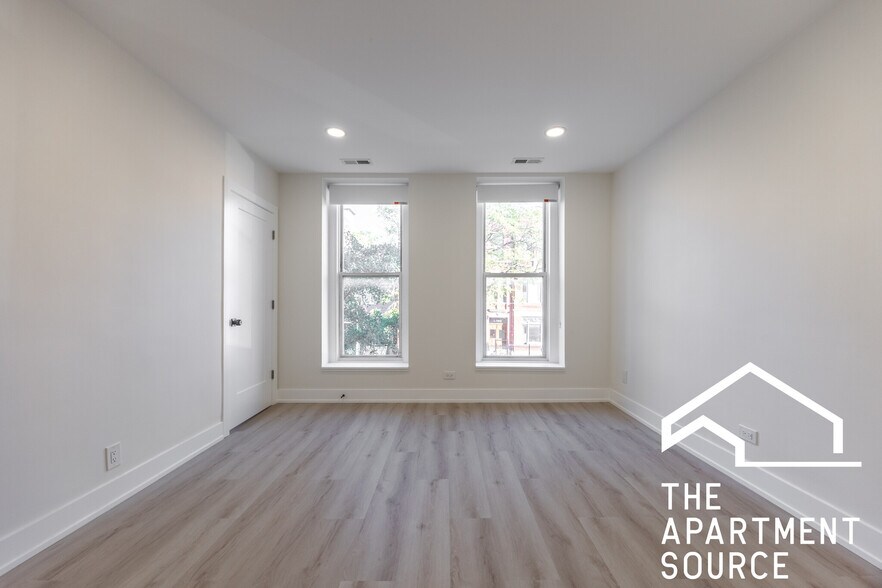 Building Photo - 1313 W Ohio St