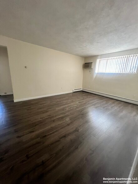 Primary Photo - 16 Allston St