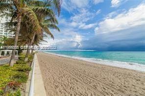 Building Photo - 3001 S Ocean Dr