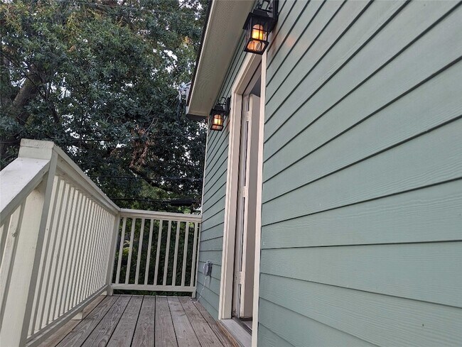 Building Photo - 4711 Rusk St