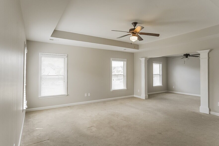 Building Photo - 3253 Willow Meadow Ln