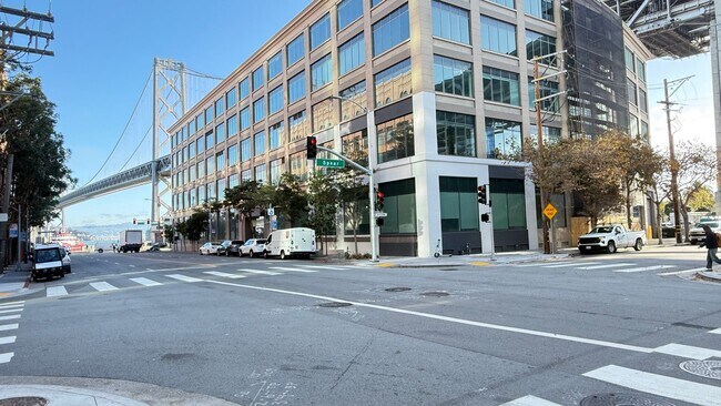 Building Photo - 12 Month Lease Term: Furnished 1BR Loft-style w/Den condo a block from The Embarcadero, Includes ...