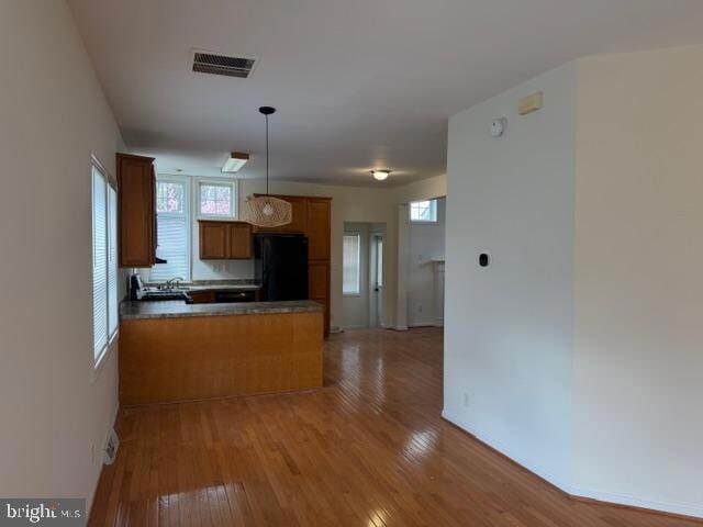 Building Photo - 7429 Cedar Grove Ln