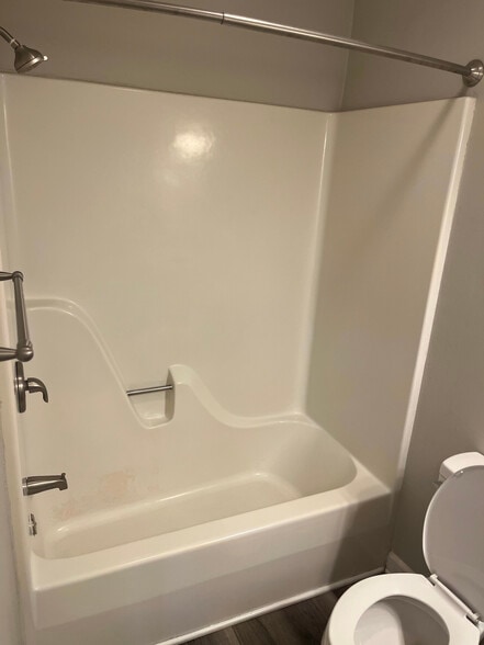 Building Photo - 581 Starlight Dr