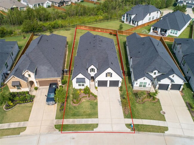 Building Photo - 28266 Emerald Bnd