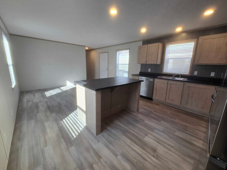 Building Photo - 3510 N 9th St