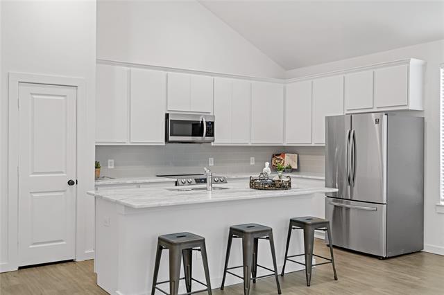 Building Photo - 1303 Bells Dr