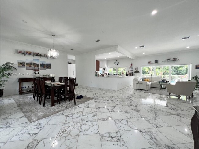 Building Photo - 4934 NW 94th Doral Pl