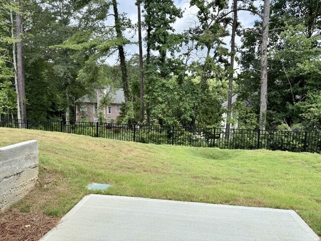 Building Photo - 1004 Sutherland Ln