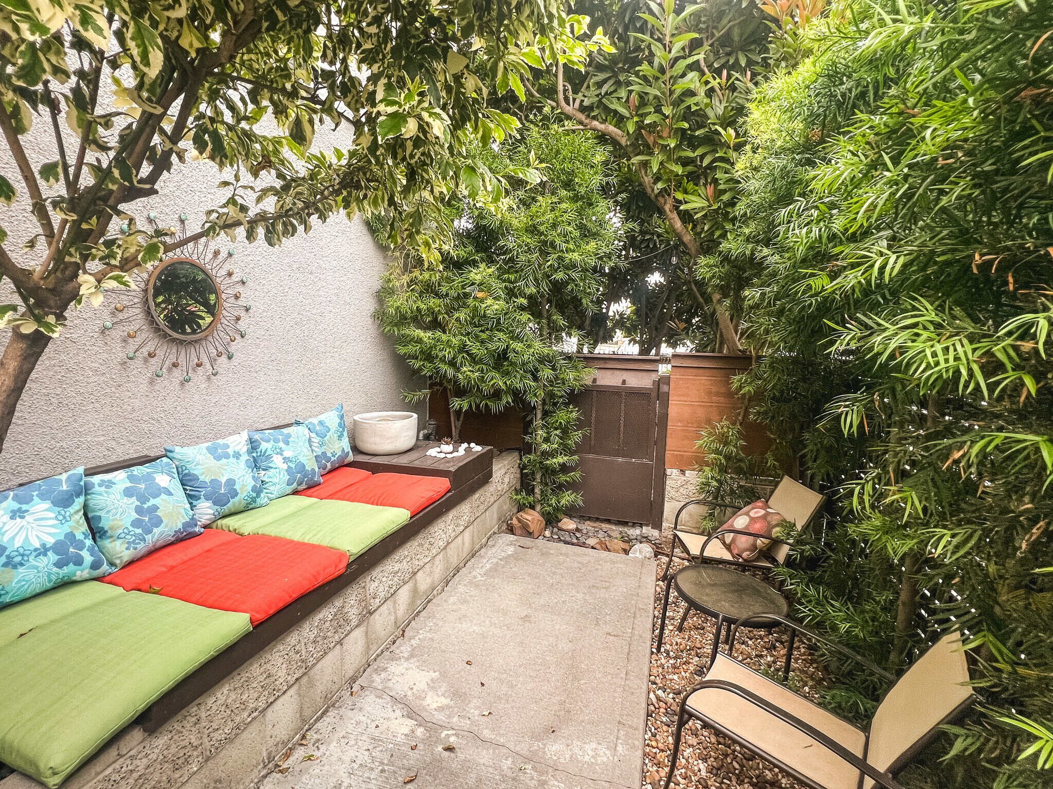 Communal Outdoor Space - 845 Brooks Ave