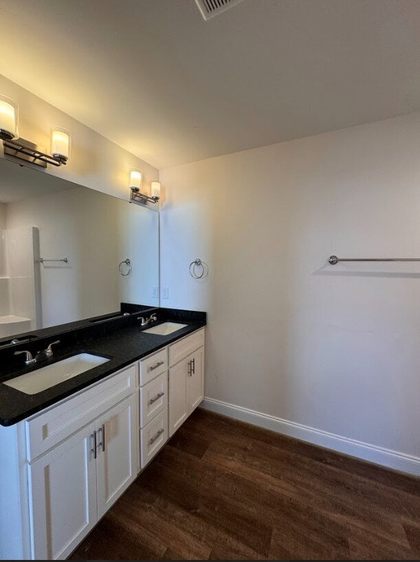 Building Photo - Inquire today on how to get FREE RENT!