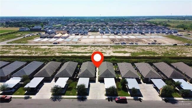 Building Photo - 18 E St