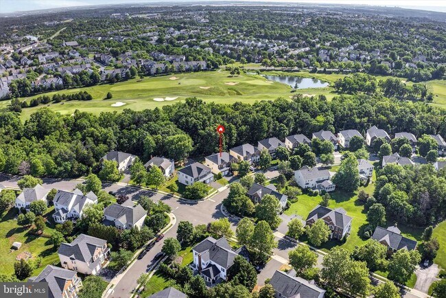 Building Photo - 25670 S Village Dr