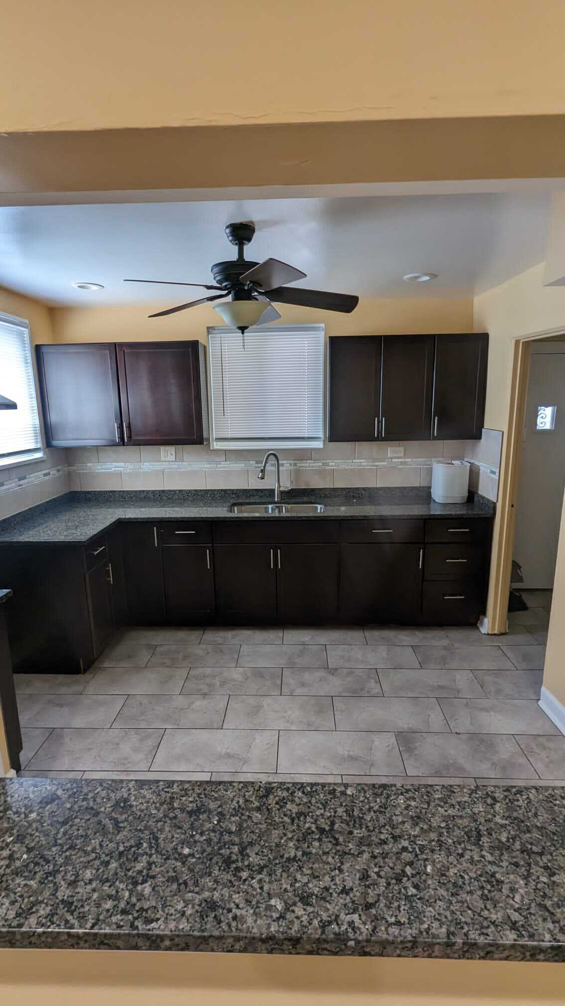 Kitchen - 14504 S Edbrooke Ave